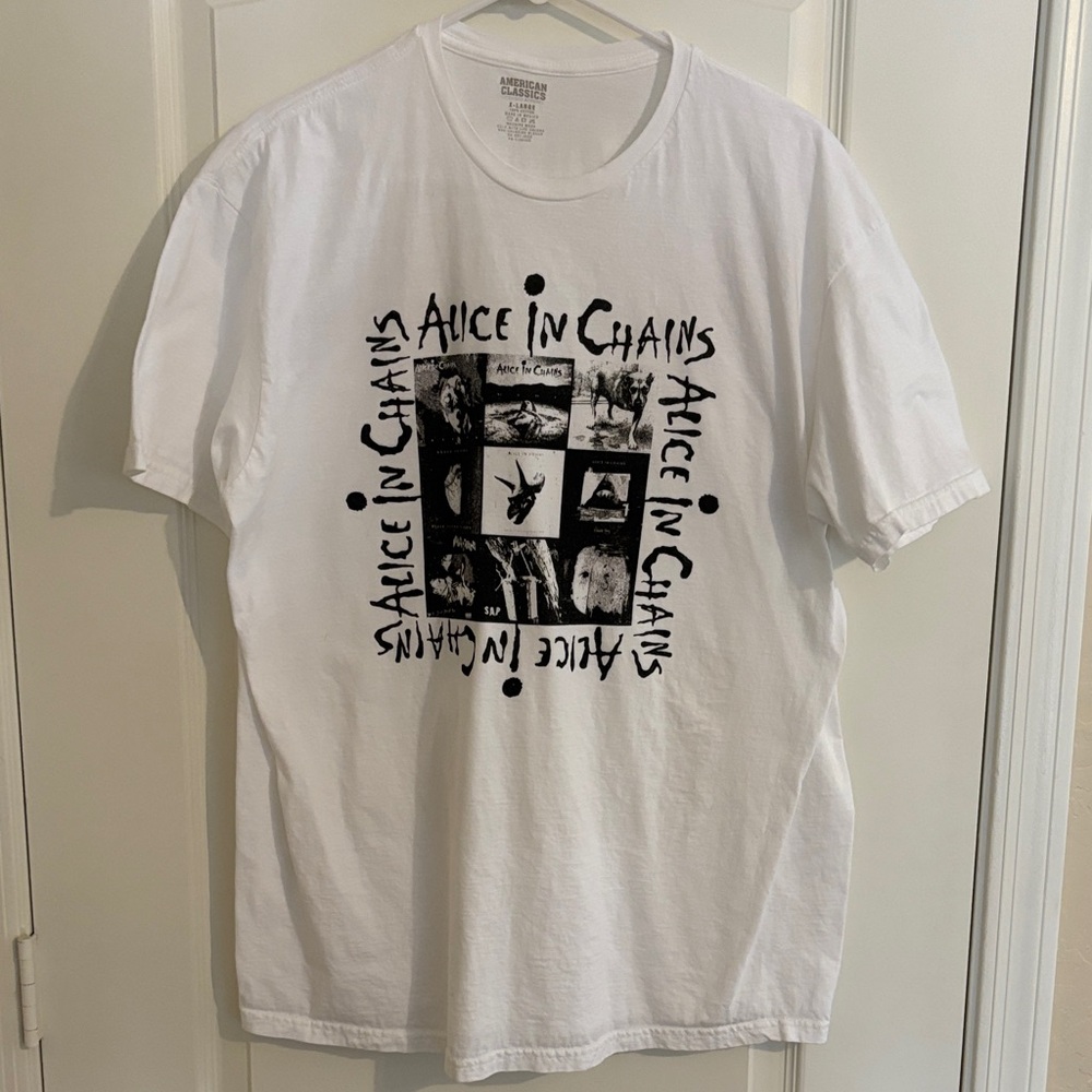 Alice In Chains White Graphic Tee
